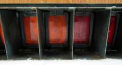 画像9: 電気機関車　表示灯カバー