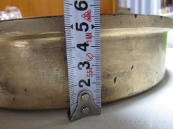 厚み：５，５ｃｍ