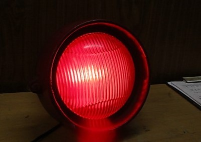 画像: 国鉄型　415形後方標識灯（尾灯）家庭用１００Vで点灯