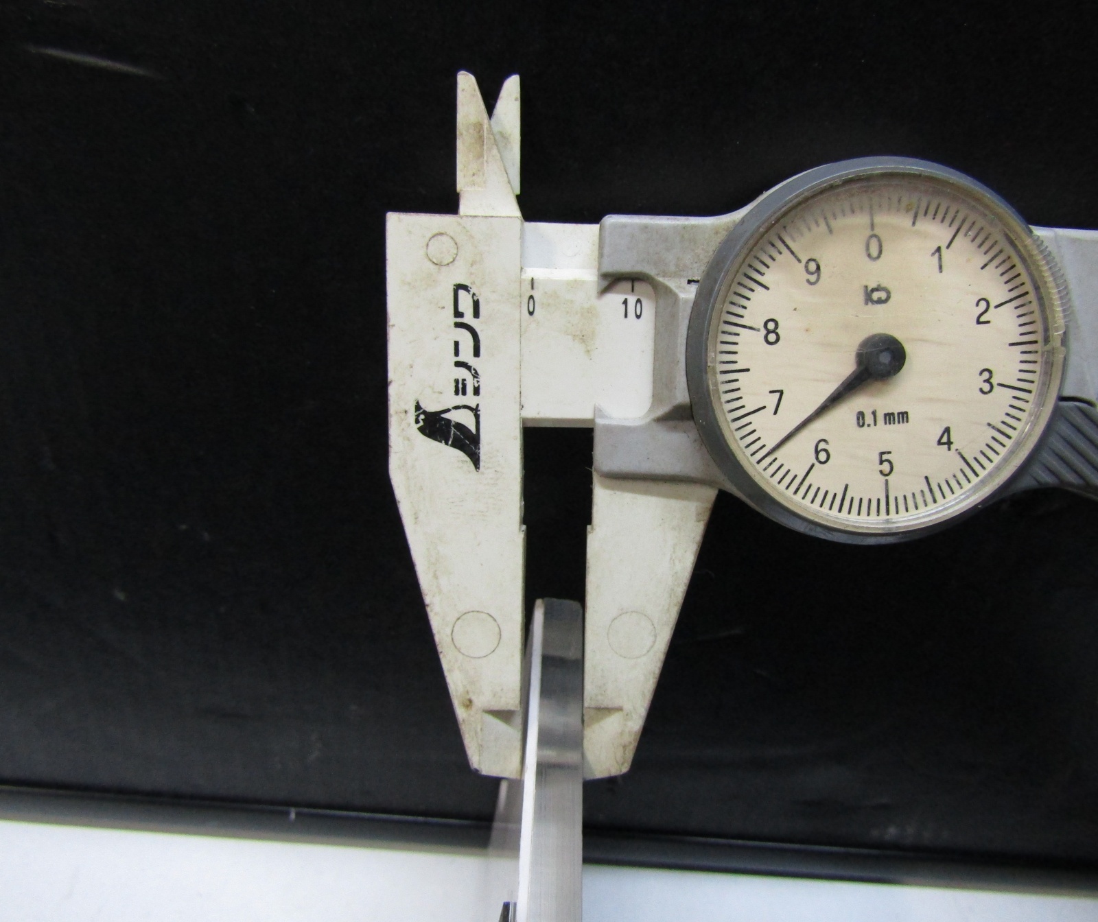 厚み　６，５ｍｍ